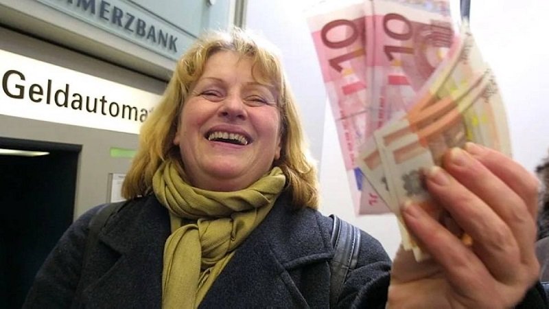 كم تحتاج لتعيش بكرامة في أوروبا؟ 2 كم تحتاج لتعيش بكرامة في أوروبا؟