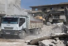 إزالة مليون و850 ألف متر مكعب من الأنقاض في إدلب 3 إزالة مليون و850 ألف متر مكعب من الأنقاض في إدلب