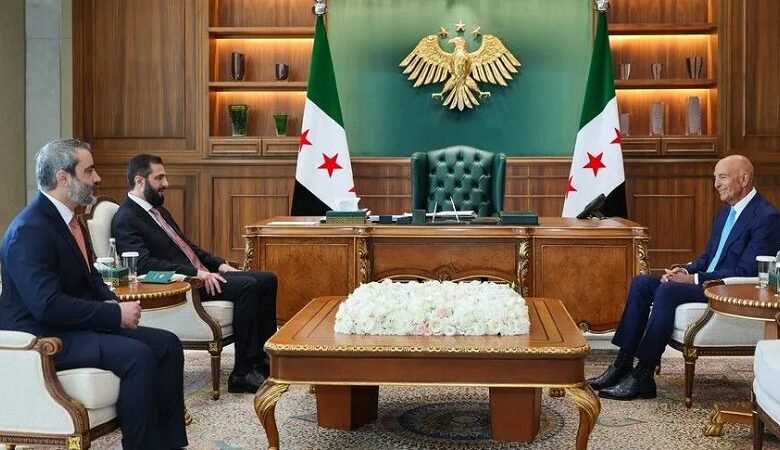 الشرع يبحث مع المبعوث الأمريكي تطورات سوريا والمنطقة 1 الشرع يبحث مع المبعوث الأمريكي تطورات سوريا والمنطقة
