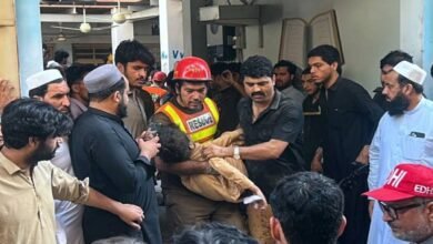مقتل معلم و27 طفلاً في انهيار سقف مدرسة في باكستان